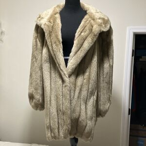 Vintage Jordache Faux Fur Coat Womens 2X/3X Old Money 80s Made in USA Glam